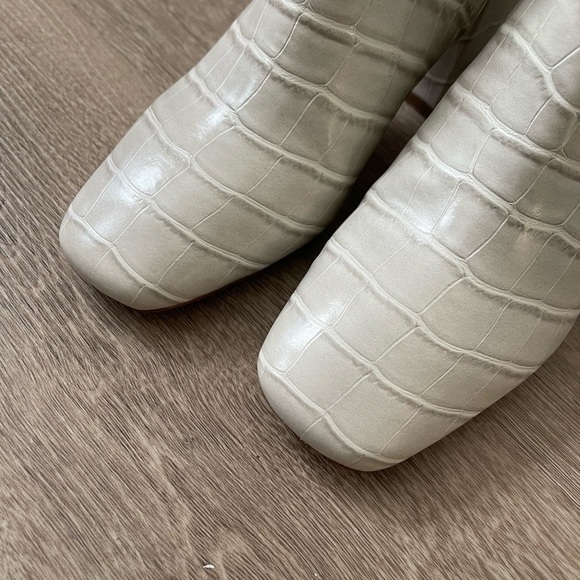 SAM EDELMAN Leather Bootie - Picture 2 of 12